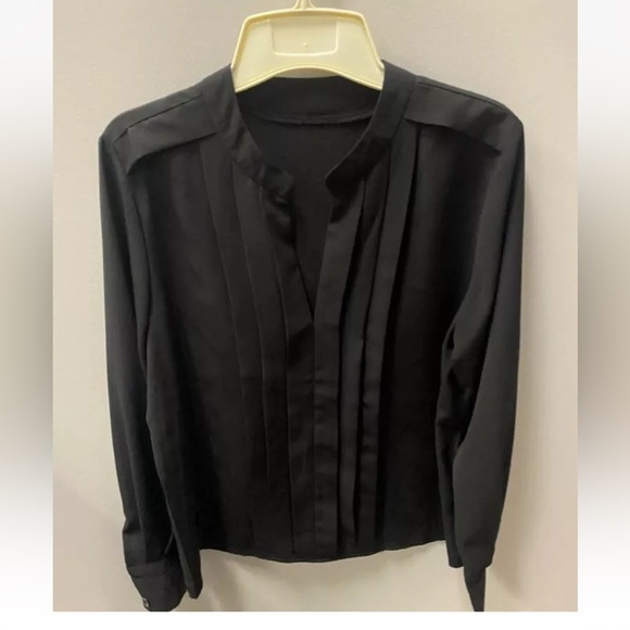 SHEIN black V-neck front pleated pullover blouse Women’s Size Small - Picture 2 of 9